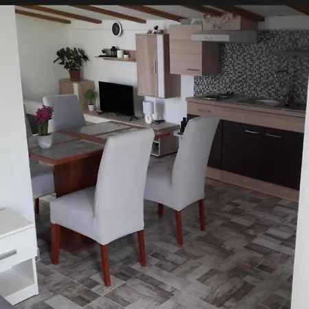 Miocic Apartman *