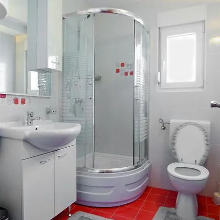 Miocic Apartman Razanac